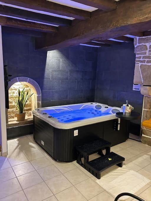 L'Etreinte, Gite De Charme Avec Jacuzzi Interieur Et Sauna Guéméné-sur-Scorff Dış mekan fotoğraf