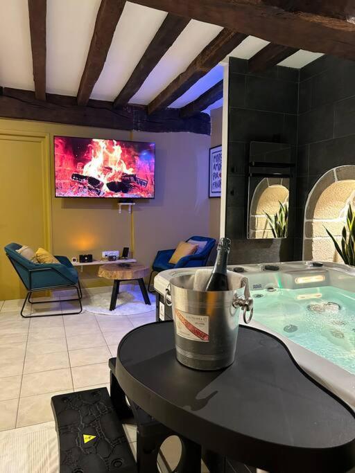 L'Etreinte, Gite De Charme Avec Jacuzzi Interieur Et Sauna Guéméné-sur-Scorff Dış mekan fotoğraf